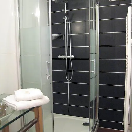 Bed & Breakfast La Maison Bastide 2*