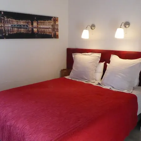Bed & Breakfast La Maison Bastide 2*